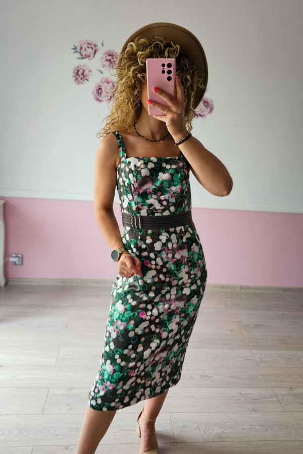 Elegancka sukienka