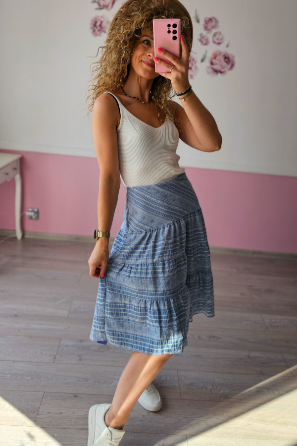 Jasnoniebieska spódnica midi 1