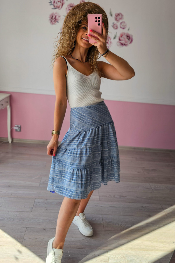 Jasnoniebieska spódnica midi 2