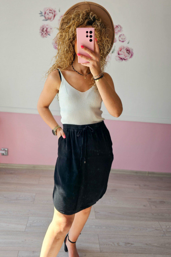 Czarna wiskozowa mini Kappahl 2
