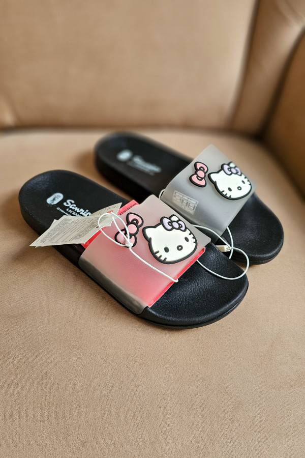 Klapki Hello Kitty Reserved