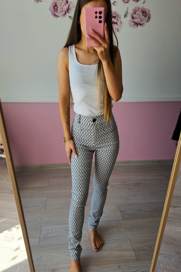 Wzorzyste spodnie Primark 1
