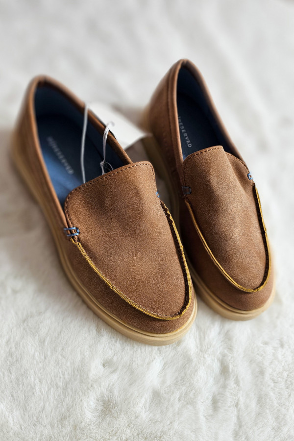 Eleganckie loafersy chłopięce Reserved