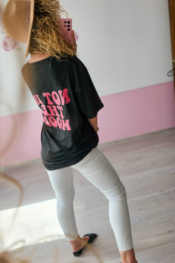 Czarny t-shirt damski 1