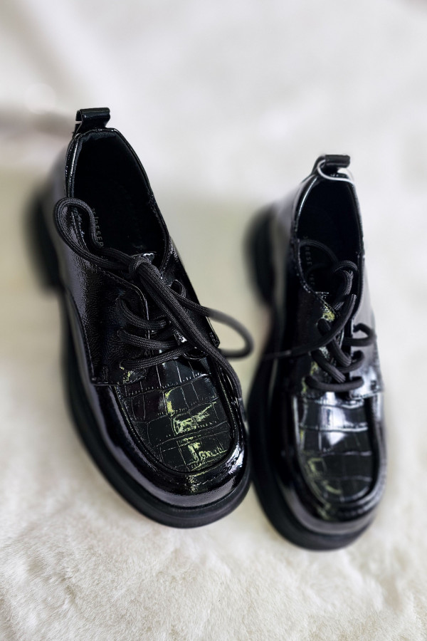 Czarne loafersy z imitacji skóry Reserved 7