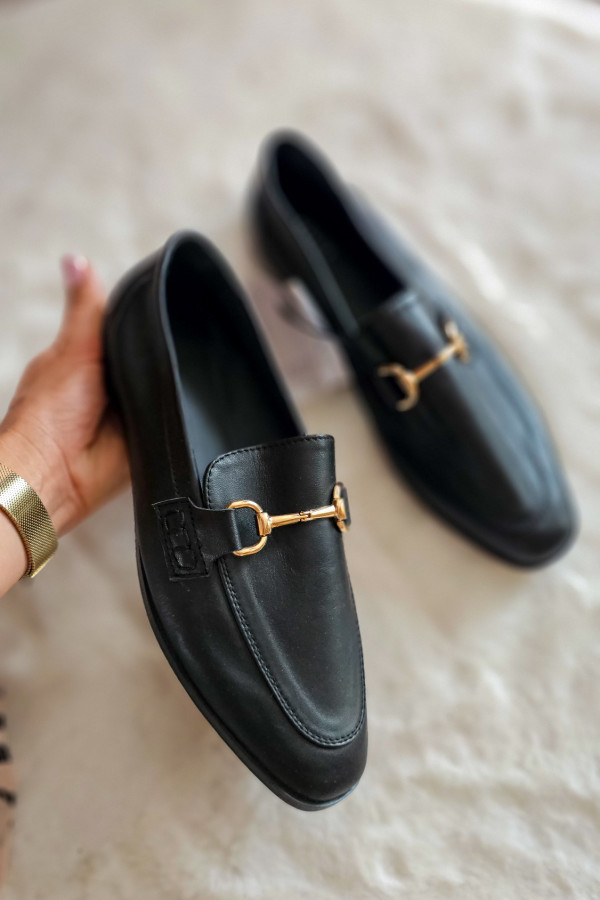 Czarne loafersy Mohito 4