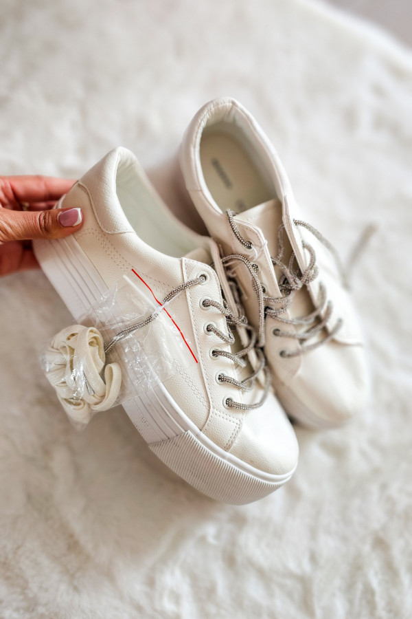Sportowe buty damskie Reserved 1