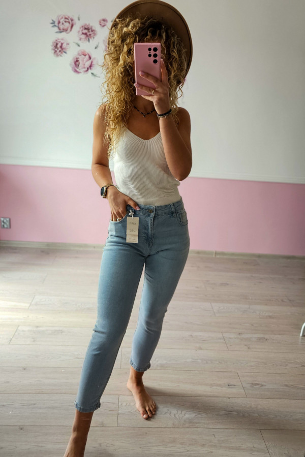 Spodnie jeansowe slim ze średnim stanem Reserved 3