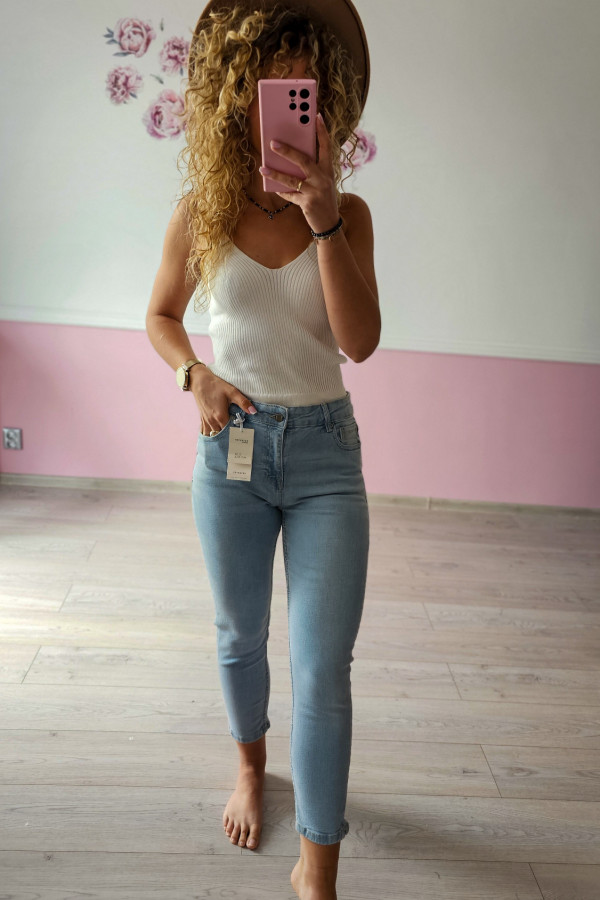 Spodnie jeansowe slim ze średnim stanem Reserved 4