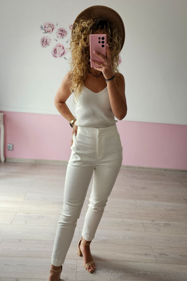 Białe spodnie eleganckie jogger Reserved 3