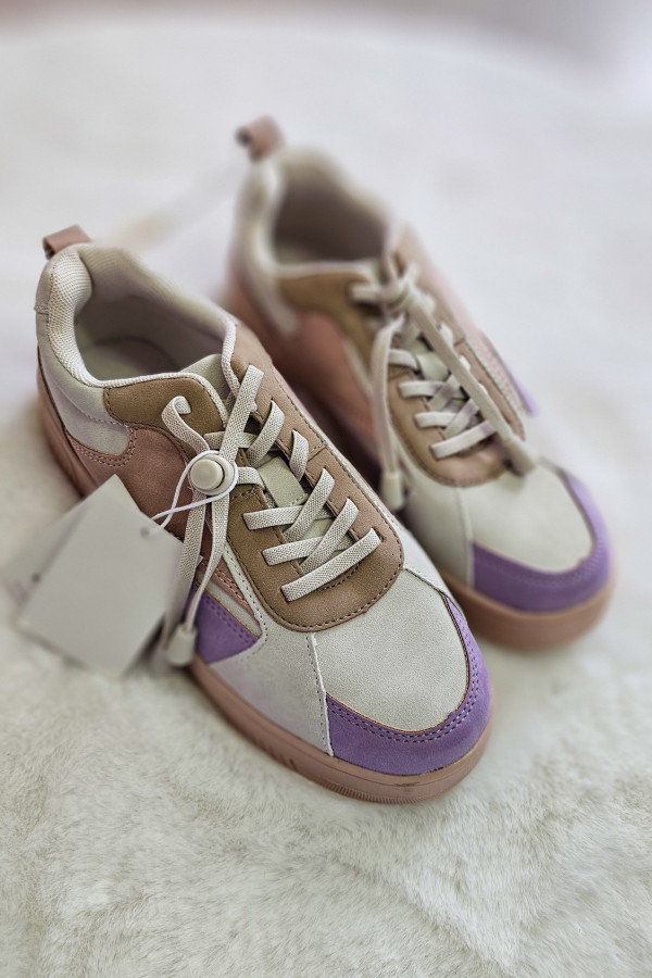 Kolorowe sneakersy Reserved 1