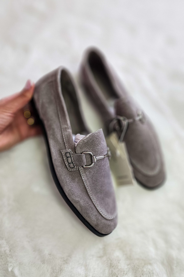 Zamszowe loafersy skórzane Reserved 2