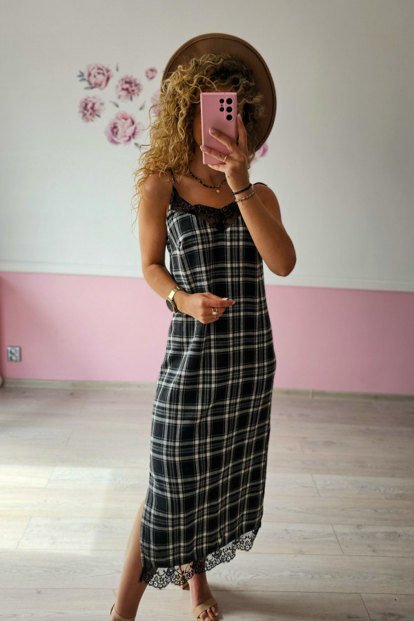 Kraciasta sukienka na ramiączkach Zara