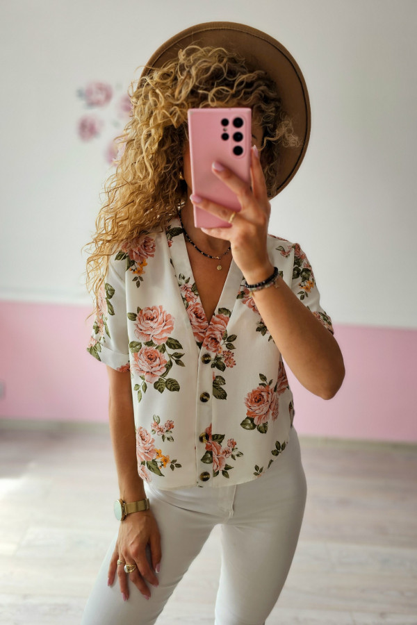 Bluzka damska w róże New Look 1