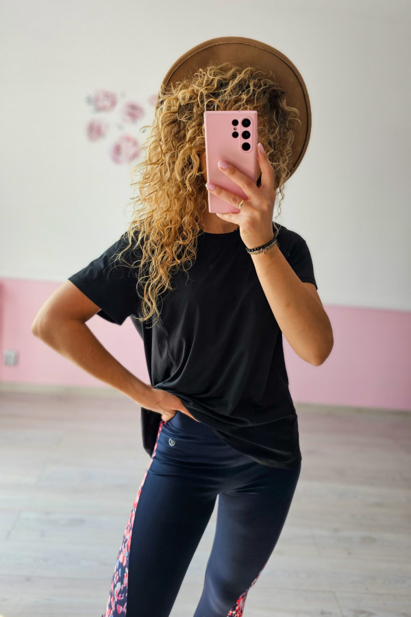Czarny t-shirt sportowy