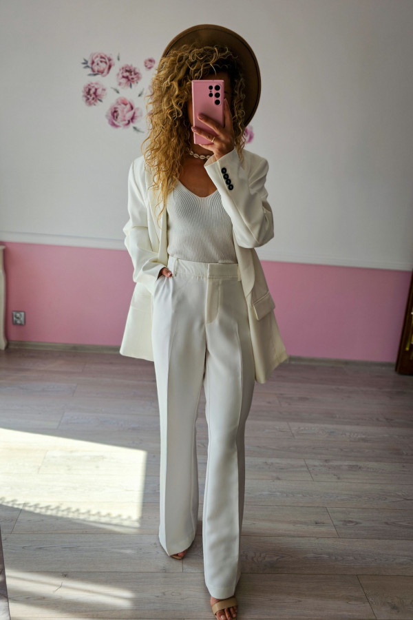 Białe spodnie eleganckie dzwony na kant Reserved 1
