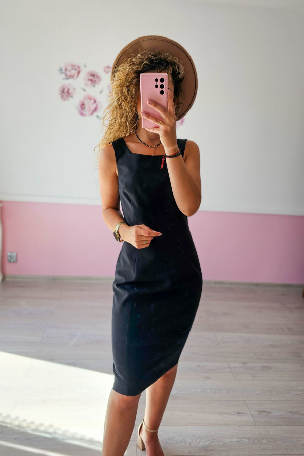 Czarna elegancka sukienka F&F