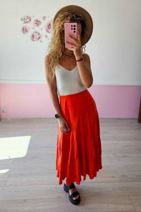 Rozkloszowana spódnica midi 1