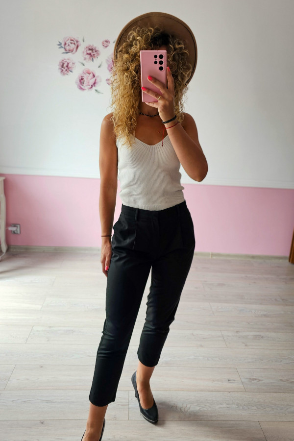 Czarne eleganckie spodnie biurowe