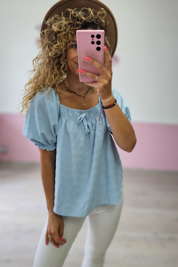 Niebieska bluzka damska 1