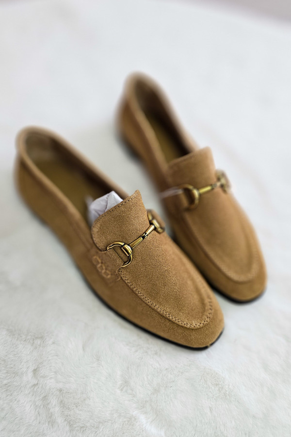 Zamszowe skórzane loafersy z klamrą Reserved * AKTUALNA KOLEKCJA