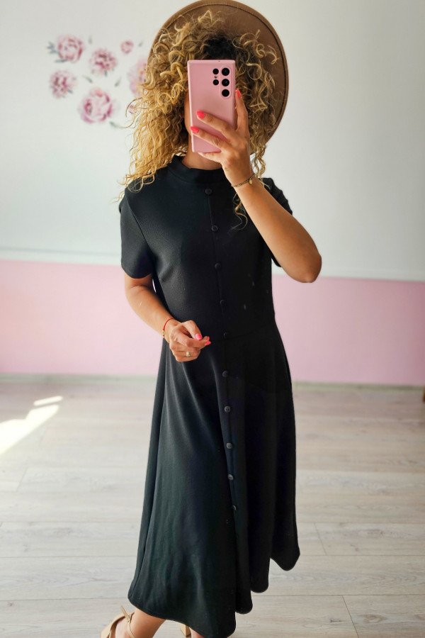 Czarna sukienka midi