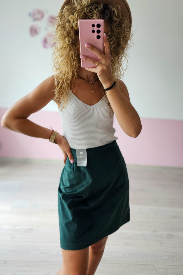 Spódnica mini w kolorze butelkowej zieleni 2