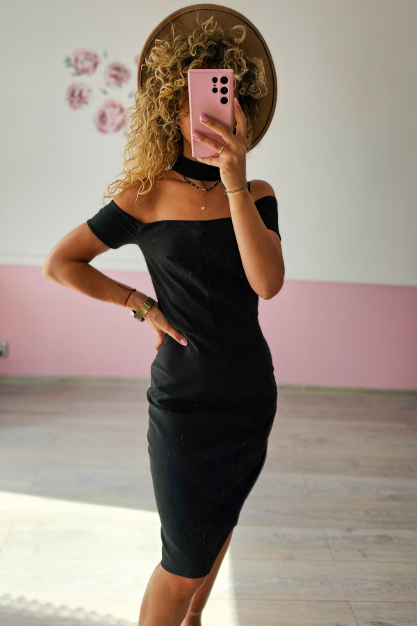 Czarna Sukienka Hiszpanka – Klasyczna Elegancja 2