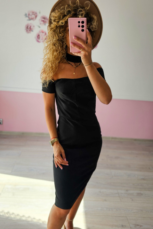 Czarna Sukienka Hiszpanka – Klasyczna Elegancja 3