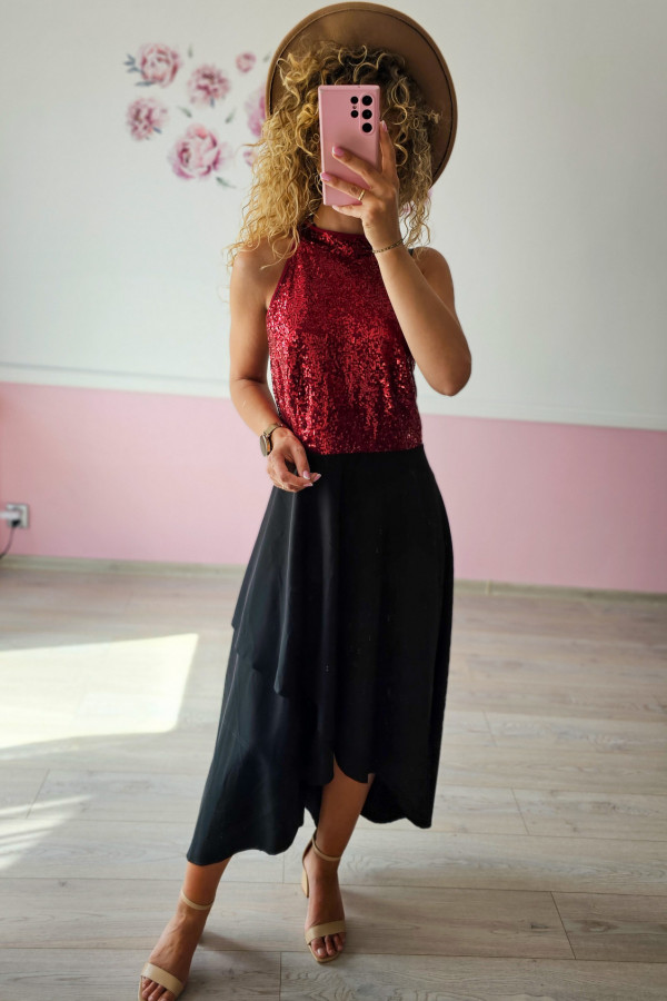 Elegancka sukienka z cekinowym topem i rozkloszowanym dołem 4