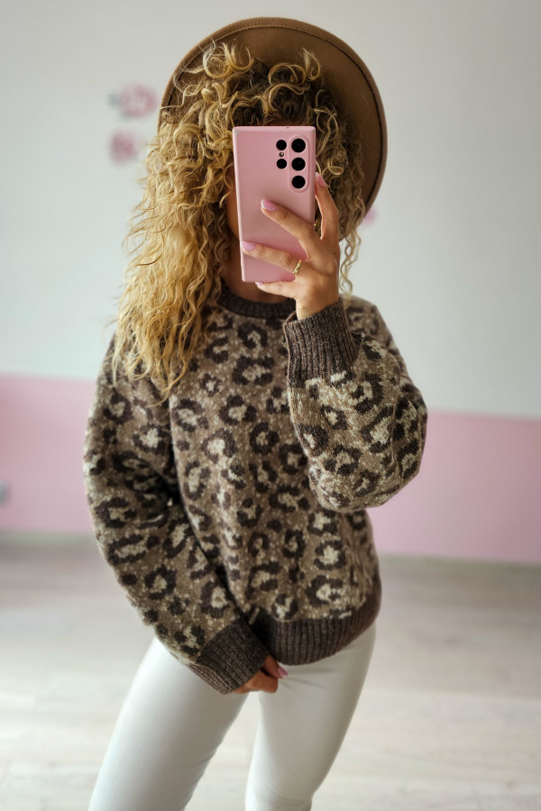 Sweter w panterkę – brązowy, miękki i stylowy L/XL