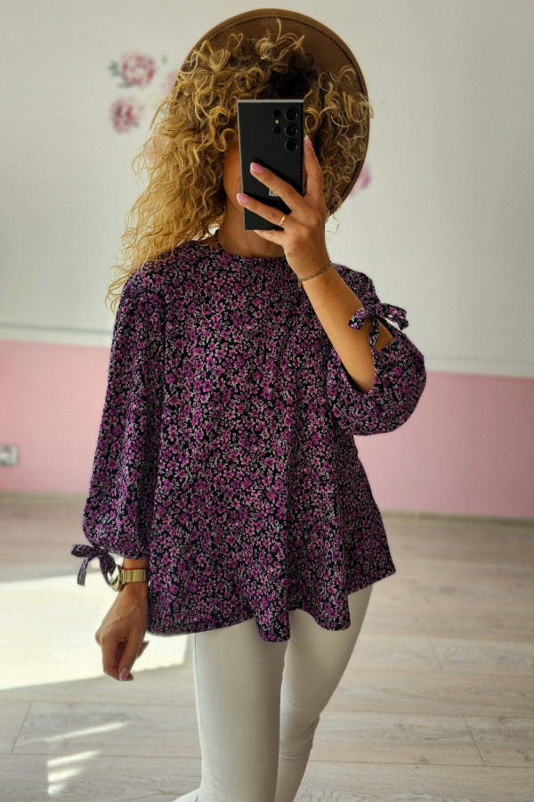 Fioletowa bluzka oversize w drobne kwiatki 2