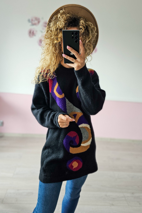 Czarny sweter oversize z kolorowym wzorem PURE WOOL 1