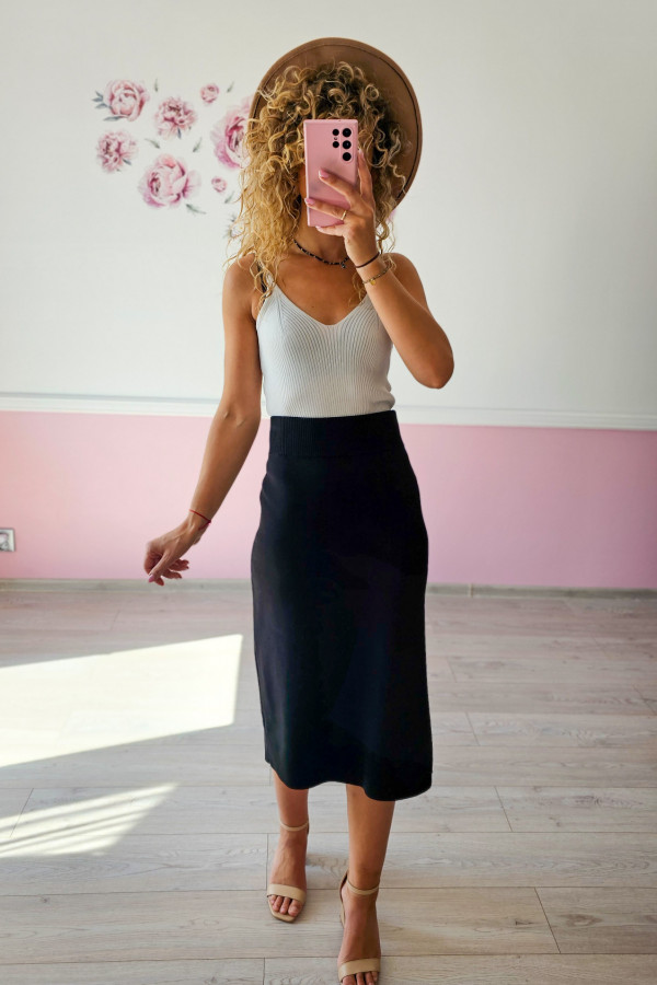 Spódnica sweterkowa midi 3