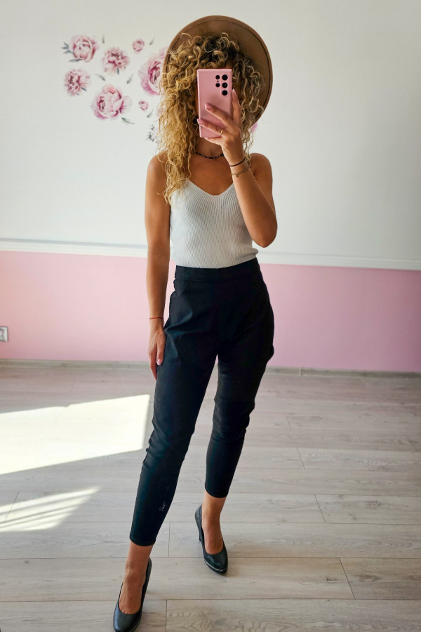 Czarne spodnie Jeggins