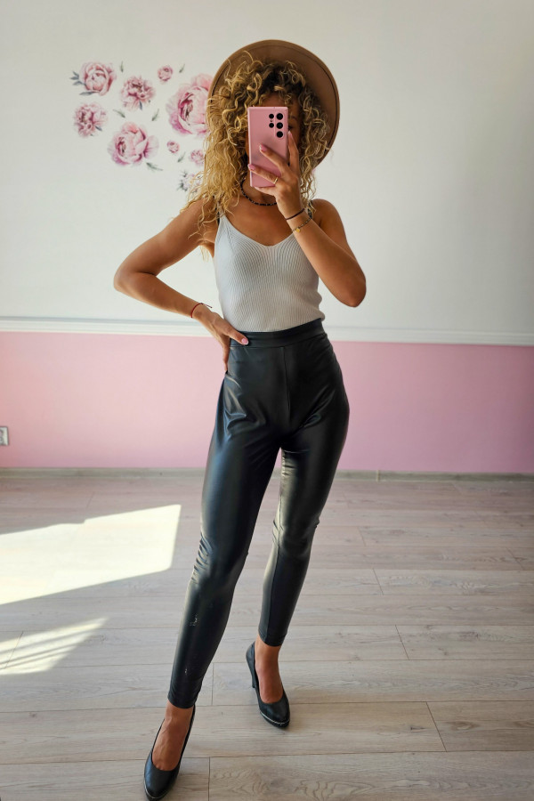 Legginsy z ekoskóry z wysokim stanem 4