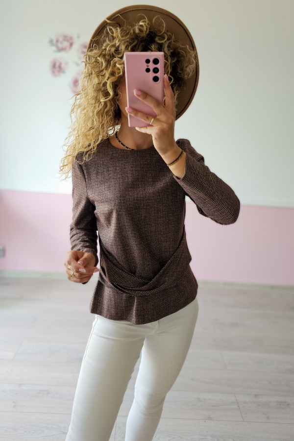 Sweter/bluzka brązowy z kopertowym dołem 1