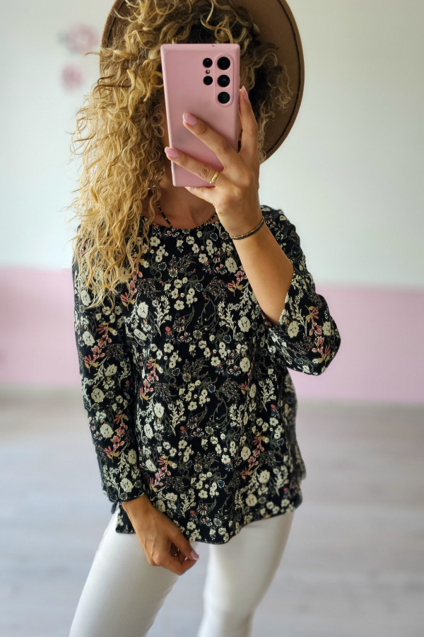 Czarna bluzka w kwiaty - XL/XXL