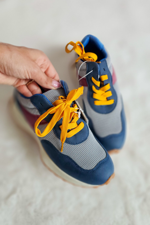 Kolorowe sneakersy z siateczką i żółtymi sznurówkami 3