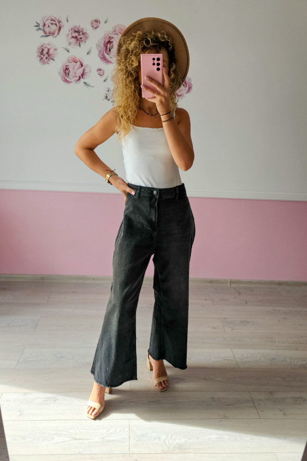 Czarne szerokie jeansy vintage fit