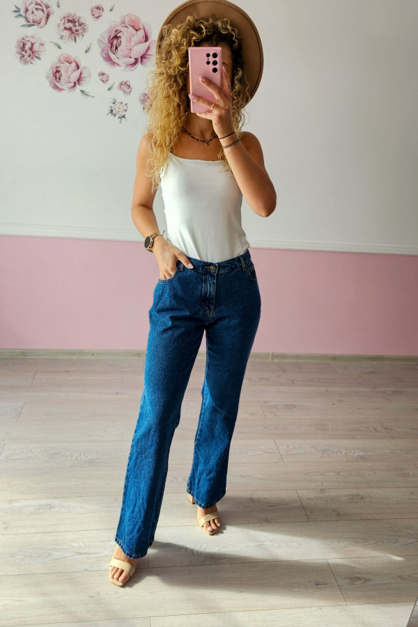 Klasyczne niebieskie jeansy straight fit 2