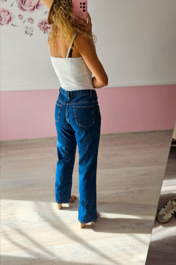 Klasyczne niebieskie jeansy straight fit 4
