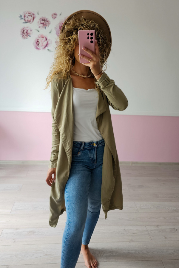 Płaszcz damski oliwkowy – lekki i stylowy 3