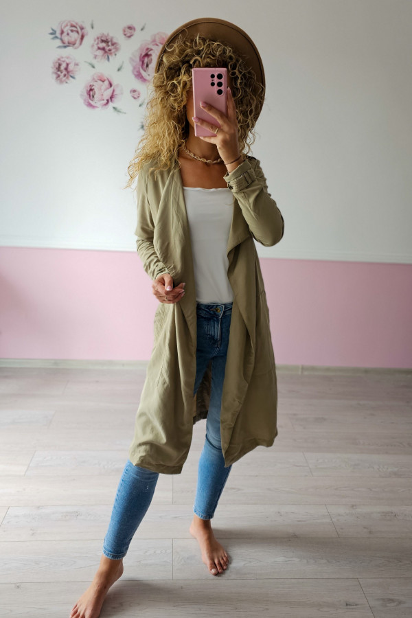Płaszcz damski oliwkowy – lekki i stylowy 4