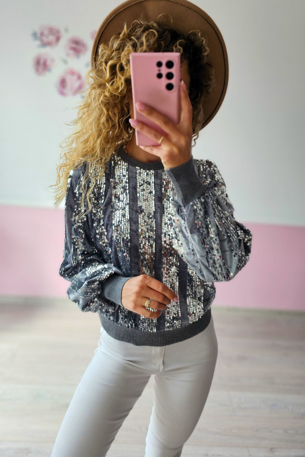Sweter z cekinami w paski 2