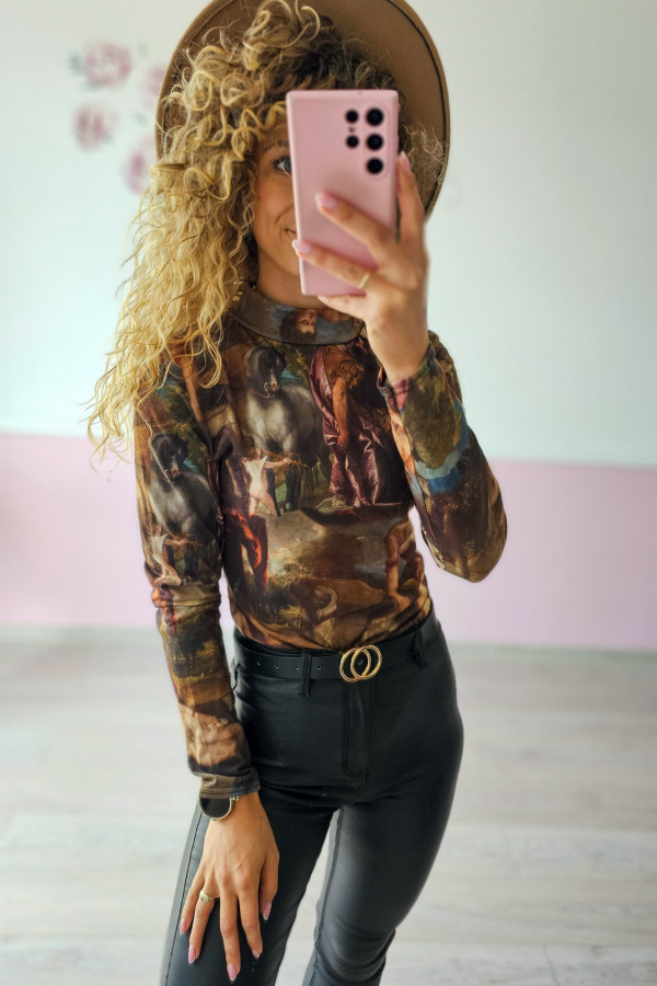 Body z nadrukiem – malarska grafika 