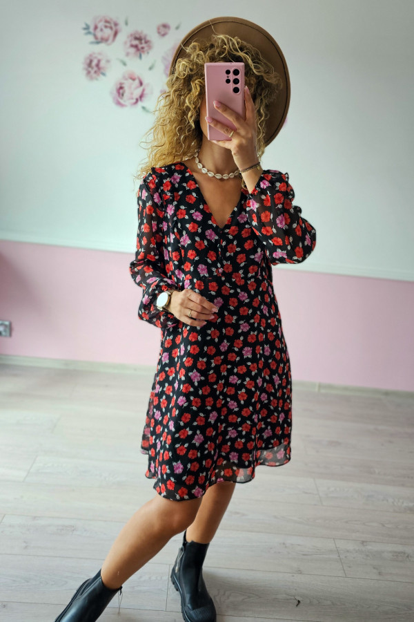 Sukienka w kwiaty (czarno-czerwona) 3