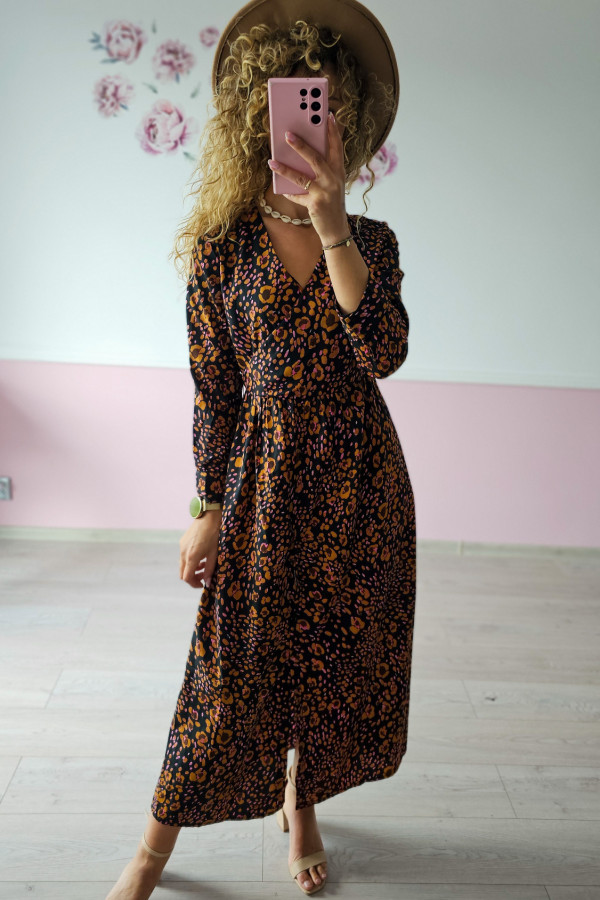 Sukienka maxi w abstrakcyjny wzór 3