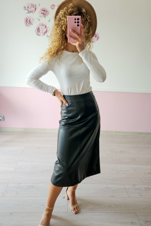 Spódnica skórzana midi w kolorze czarnym 3