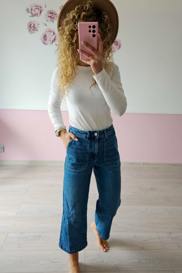 Dżinsy w stylu retro z szerokimi nogawkami 2